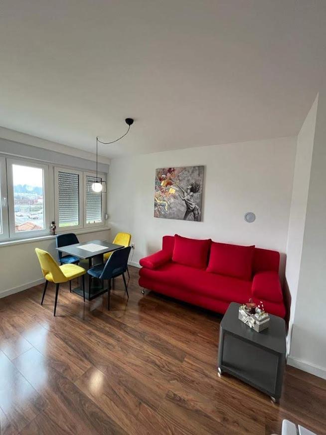 Apartament Four Pearls Karlovac Zewnętrze zdjęcie